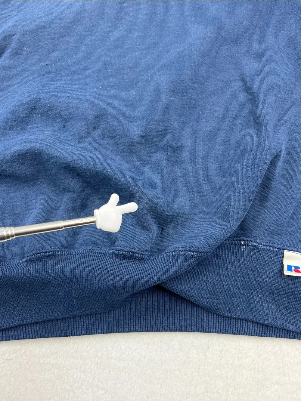 Vintage 90s Russell Athletic Mens Navy Blue Crewneck Lightly Distressed Mens XL